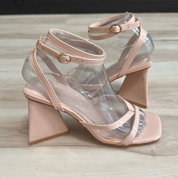 WILD DIVA LOUNGE Kitsa Heeled Sandal In Baby Pink - Picture 1 of 8